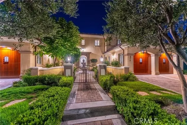 Tarzana, CA 91356,4916 Avenida Oriente