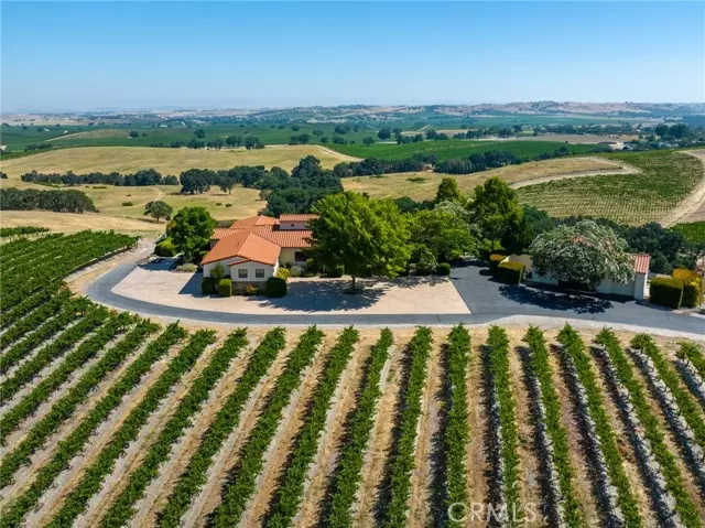 4550 Almond DR, Templeton, CA 93465