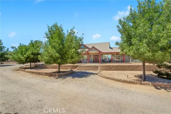 Oak Hills, CA 92344,9799 Elsinore RD