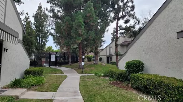 Hawaiian Gardens, CA 90716,21339 Norwalk BLD 10