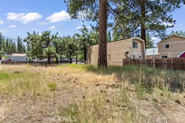 Big Bear City, CA 92314,17 W Lot 17 Aeroplane BLD
