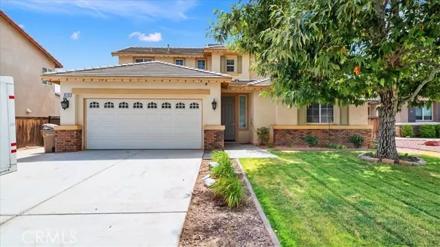 8235 Buchanan CT, Oak Hills, CA 92344