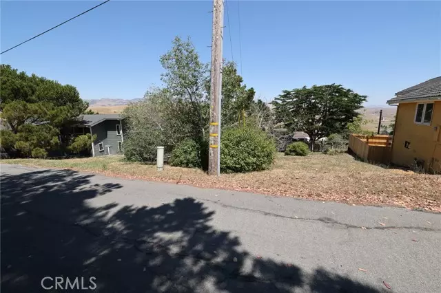 1760 Arliss DR, Cambria, CA 93428