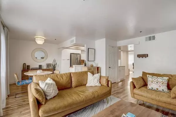 Encinitas, CA 92024,105 Mangano CIR