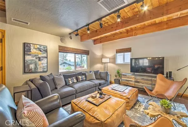 Big Bear Lake, CA 92315,43690 Ridge Crest DR