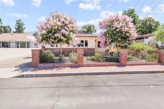 10352 Russett AVE, Sunland, CA 91040