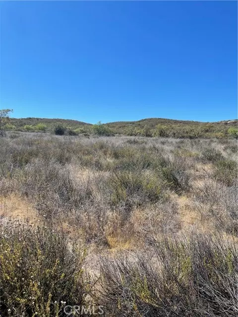 Hemet, CA 92544,20 Stier ST