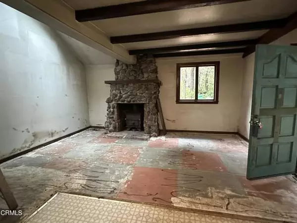 Fort Bragg, CA 95437,19564 Hanson RD