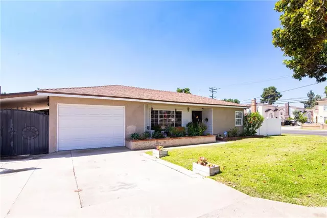 9404 Darnell ST, Bellflower, CA 90706