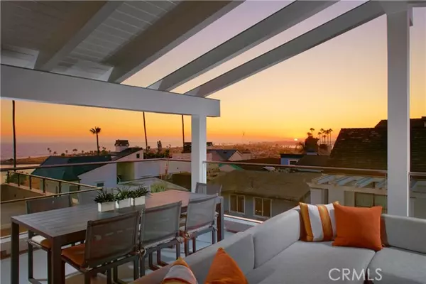 Corona Del Mar, CA 92625,219 Goldenrod AVE
