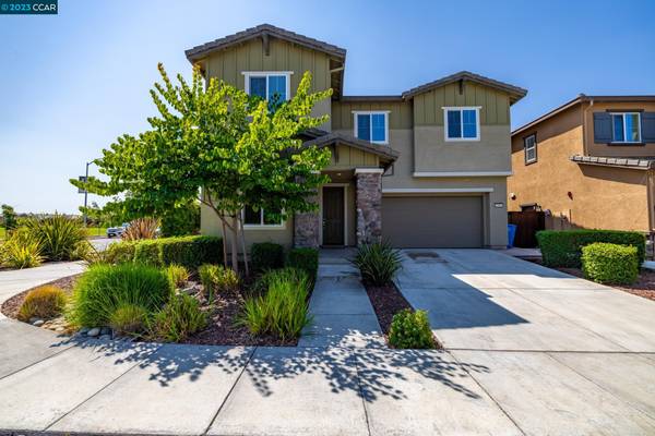 1555 Karleigh PL, Rohnert Park, CA 94928-5043