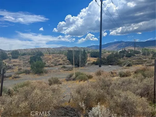 Pinon Hills, CA 92372,0 Cambria