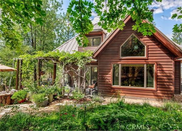 1216 Yosemite WAY, Yosemite, CA 95389