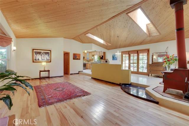 13183 Rices Crossing RD, Oregon House, CA 95962