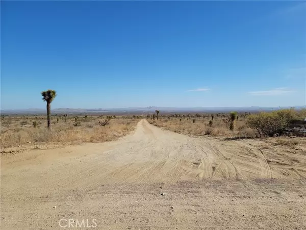 Llano, CA 93544,18501 Fort Tejon RD