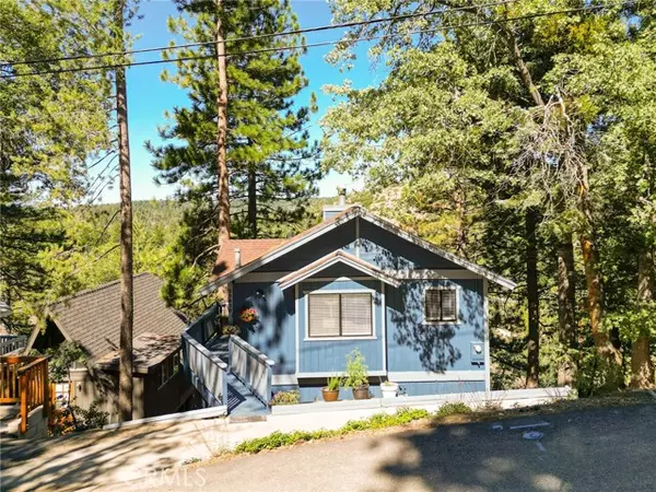 Arrowbear, CA 92382,33030 Donner LN