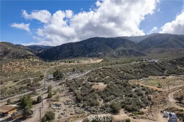 Pinon Hills, CA 92372,8160 Green RD