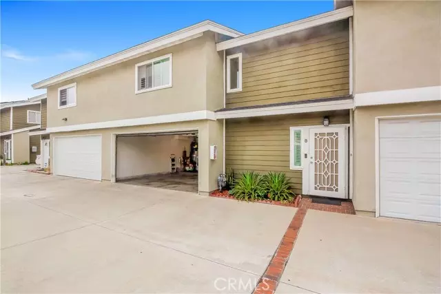 9438 Cedar ST B, Bellflower, CA 90706