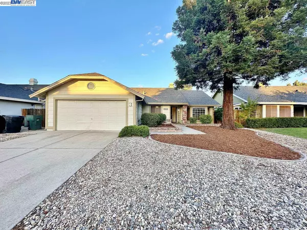 Roseville, CA 95747,1448 Deerfield Cir