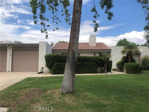 2256 N Sunshine CIR, Palm Springs, CA 92264