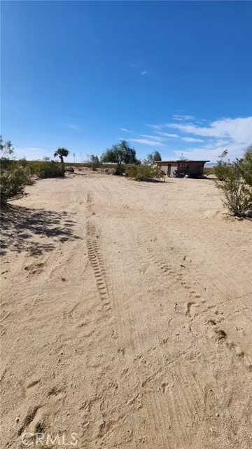Twentynine Palms, CA 92277,67826 Daisy