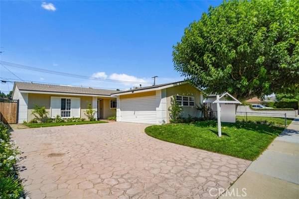 22515 Paraguay DR, Saugus, CA 91350