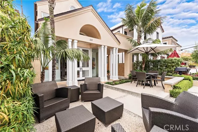 227 Jasmine AVE, Corona Del Mar, CA 92625