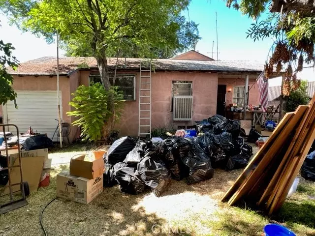 8726 Oswego St, Sunland, CA 91040