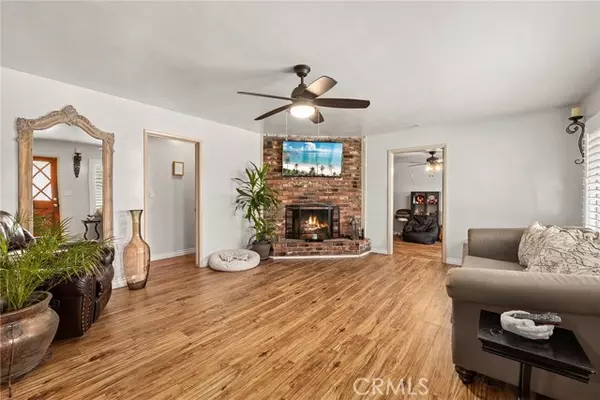 Santa Fe Springs, CA 90670,11702 Glenworth ST