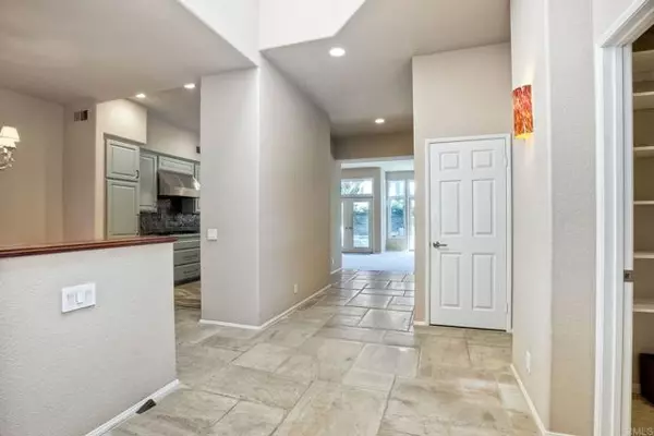 Rancho Santa Fe, CA 92091,15333 Via Simpatico