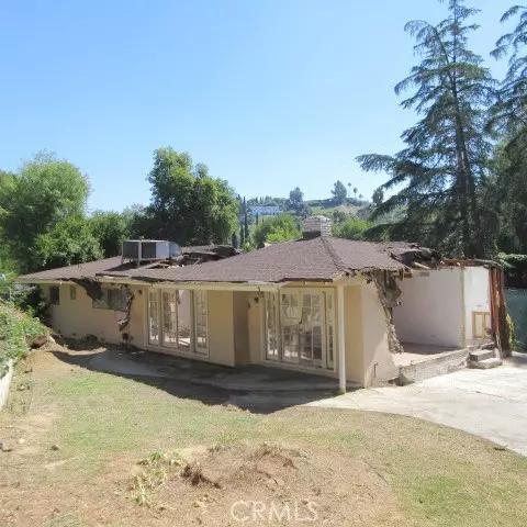 Encino, CA 91436,17033 Cotter PL