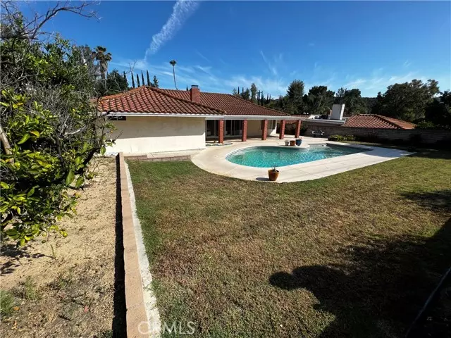 22551 Jameson DR, Calabasas, CA 91302