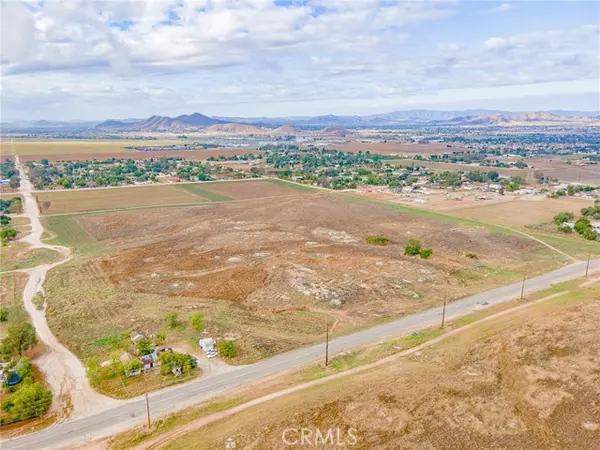 23489 Mapes RD, Romoland, CA 92585