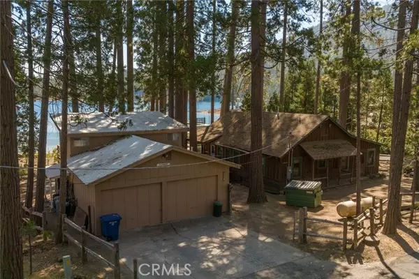 Bass Lake, CA 93604,39007 IS