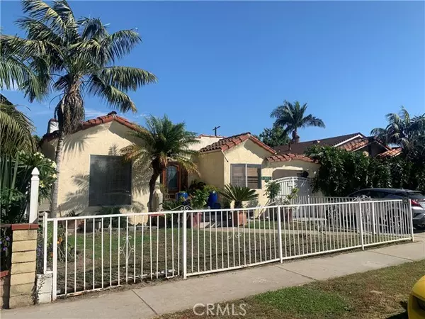 6706 6706 1/2 Hood AVE, Huntington Park, CA 90255