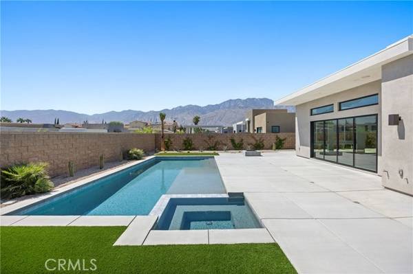 4386 Lumina WAY, Palm Springs, CA 92262