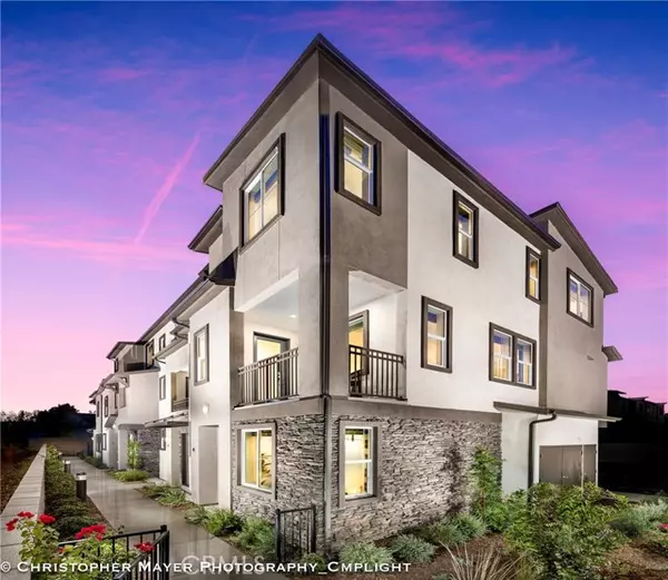 Santa Fe Springs, CA 90670,11753 Florence AVE