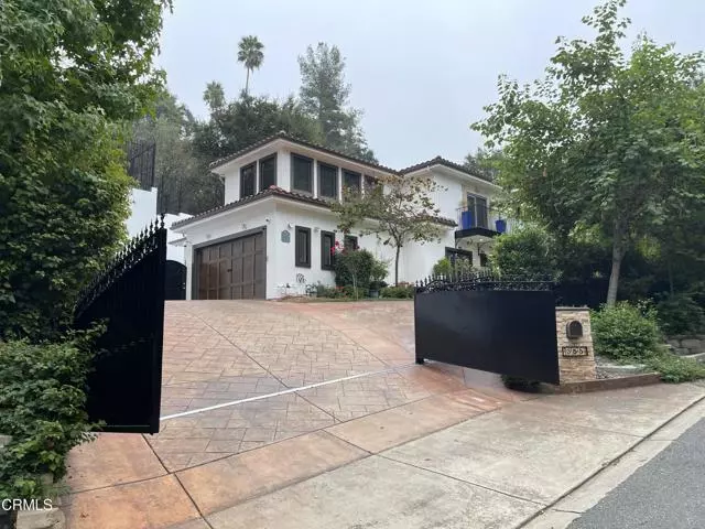 355 Corona DR, La Canada Flintridge, CA 91011