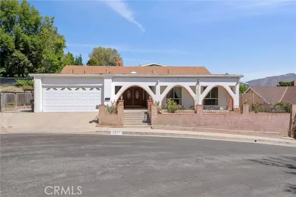 Granada Hills, CA 91344,17249 Arye PL