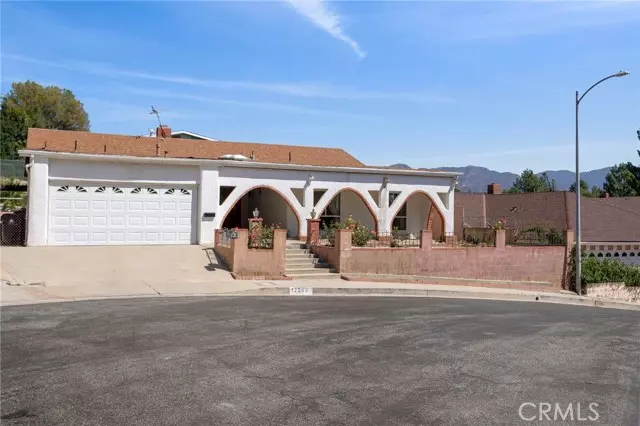 Granada Hills, CA 91344,17249 Arye PL