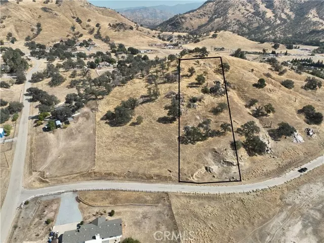 6698 Gaston DR, Sanger, CA 93657