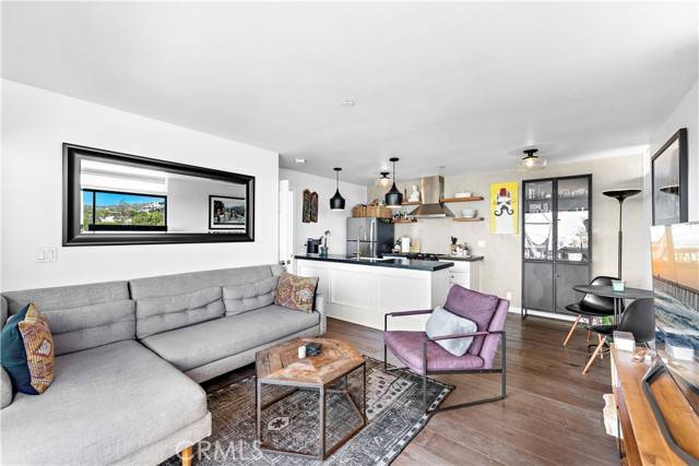 Laguna Beach, CA 92651,290 La Brea
