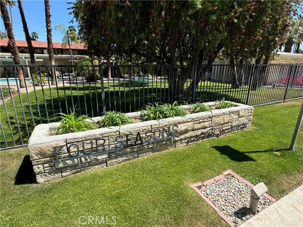 290 S San Jacinto DR 2, Palm Springs, CA 92262