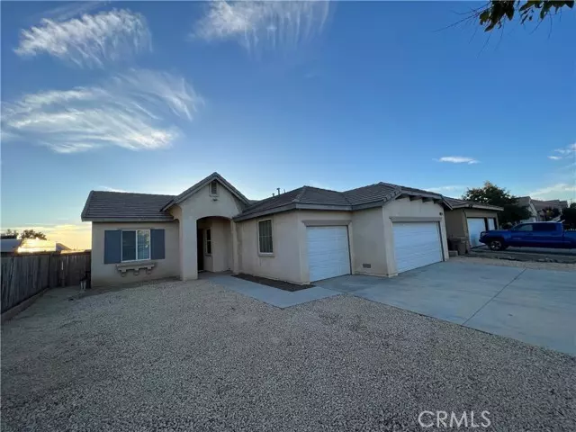 9011 Azalea Springs RD, Oak Hills, CA 92344