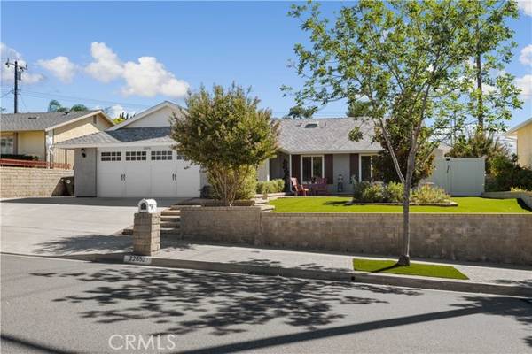 22652 Pamplico DR, Saugus, CA 91350