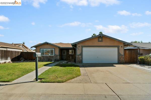 804 Orbit Ln, Modesto, CA 95351