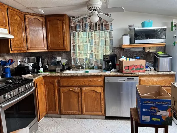Sunland, CA 91040,10725 Mather AVE