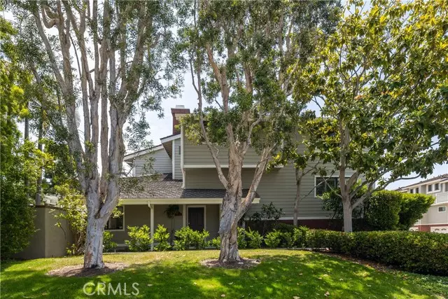 Manhattan Beach, CA 90266,34 Bermuda Ct.