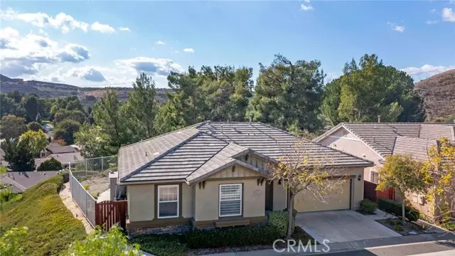 Newhall, CA 91321,26511 Honorine CT