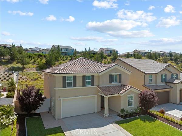 19607 Griffith DR, Saugus, CA 91350